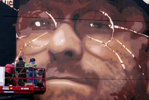 Da Lucio Dalla a Nina. Il modello Sorrento che stupisce l'Italia