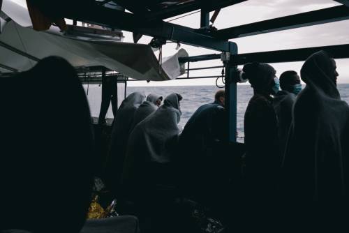 Sea Watch 4 ci porta 129 migranti: l'Ong sbarca a Porto Empedocle