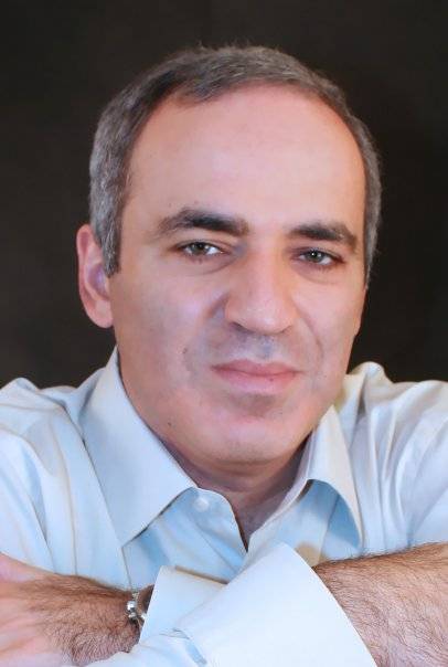 L'ex campione di scacchi e dissidente sovietico Kasparov: "Vi dico come bloccare Putin"