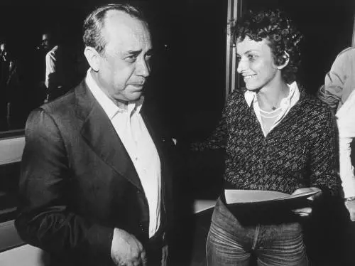 Detective Sciascia, l'indagine sul poliziesco è nelle tue mani!