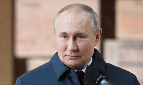 Il Pentagono propone a Putin il "telefono rosso": cos'è e a cosa serve 