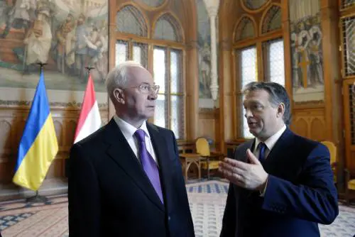 L'ultimo premier filorusso dell'Ucraina. "Dobbiamo cacciare subito Zelensky"