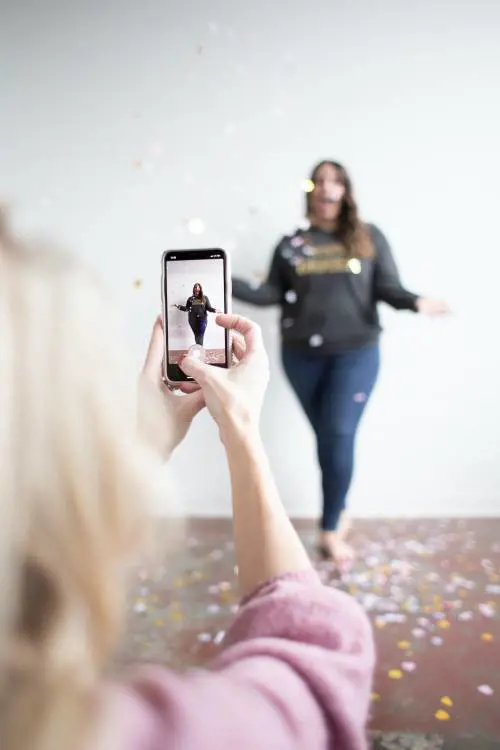 TikTok, video dureranno fino a 10 minuti