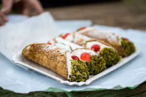 Cannolo di ricotta: il dolce legato alla tradizione siciliana