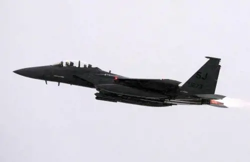 L'ipotesi anti-Putin: "Una no fly zone Nato". Ecco cosa può succedere