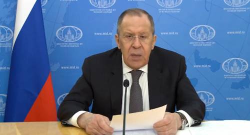 Lavrov accusa l'Occidente: "Pensa alla guerra nucleare"