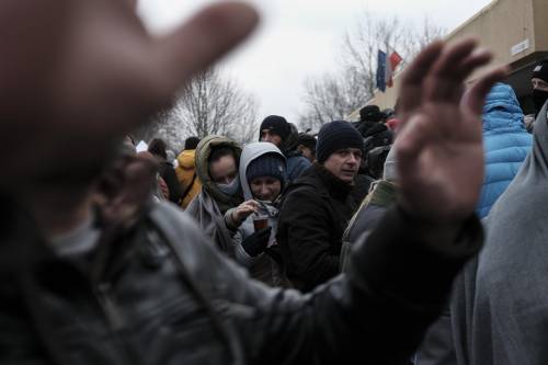 "Evacuazione bloccata": a Mariupol scoppia il caos