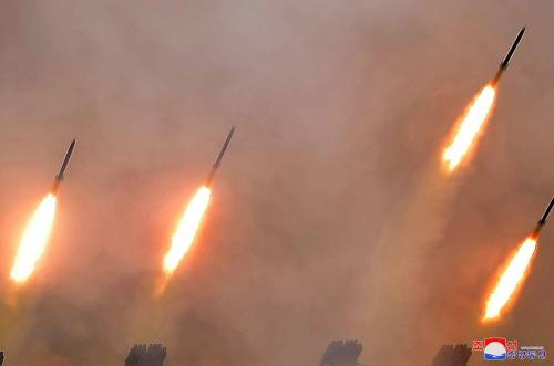 Pioggia di missili su Kiev: lo schiaffo di Putin all'Onu
