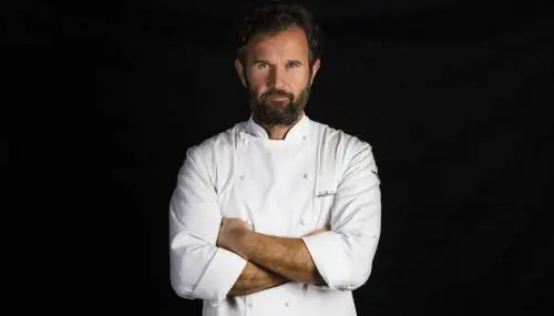 "Non sapevo fare niente, cuoco quasi per caso". Intervista a Carlo Cracco