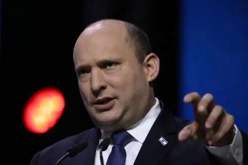 "Ue messa da parte": ecco perché Bennett si è preso la scena