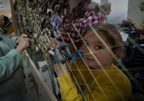 Via all'"operazione speciale" per salvare gli orfani di Kiev