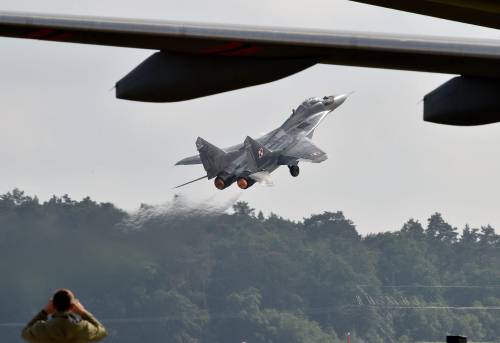 Usa e Polonia litigano sui jet all'Ucraina: ora è intrigo internazionale