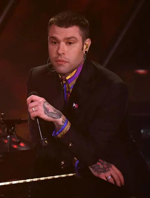 “Mi ha mandato a quel paese…”. Il retroscena di Fedez dopo Sanremo