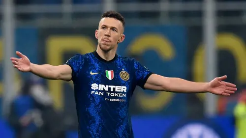 Minacciò tifoso bresciano allo stadio: Perisic risarcisce in aula
