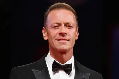 "No alle maestre su Onlyfans". Lo dice Rocco Siffredi