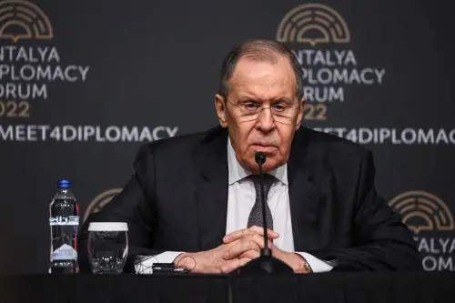 Beffa alle Nazioni Unite. Il Consiglio di sicurezza presieduto da Lavrov Kiev: "La truffa del secolo"