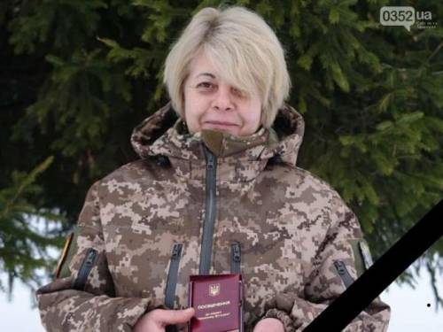 "Uccisa dall'artiglieria russa": chi è Inna, la prima donna morta in guerra