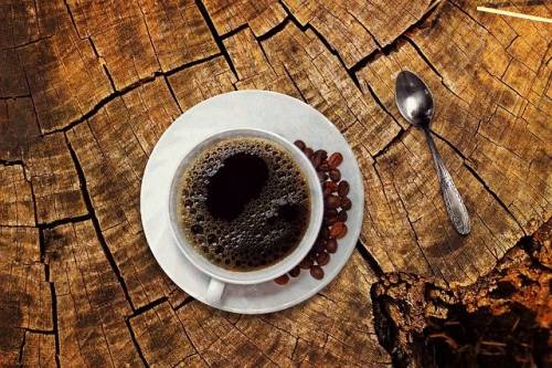Caffè, proprietà e benefici della bevanda più amata