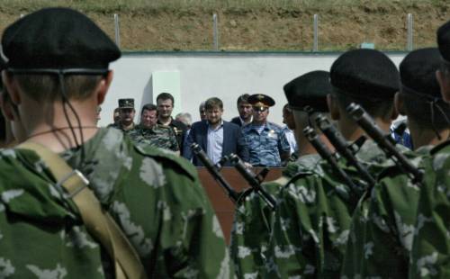 Chi è Kadyrov e come mai si trova sul fronte di Kiev 