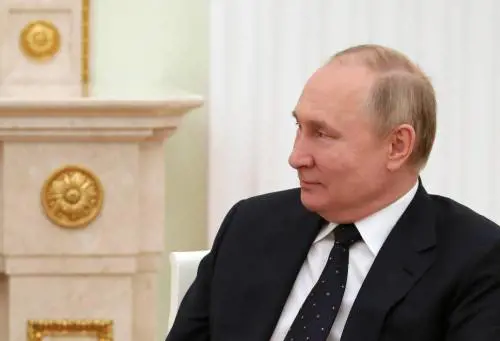 “Ecco chi può sostituire Putin e quale sarà il nuovo ordine mondiale”