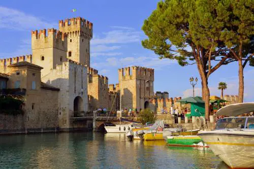 Sirmione e l'incredibile bellezza del Lago di Garda
