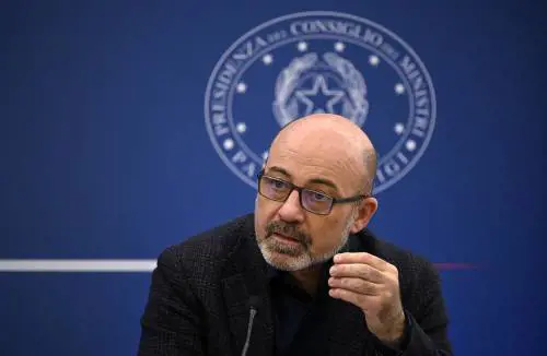 Cingolani invoca il tetto al prezzo del gas. "Ma l'Ue chiarisca sui pagamenti in rubli"