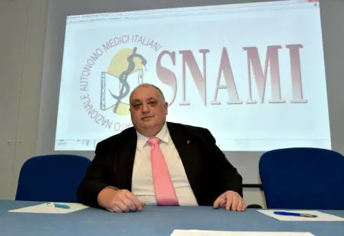 "Sottopagati e maltrattati. Perché i medici di base sono ormai introvabili"