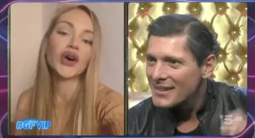 "Putin mi è sempre piaciuto". Scoppia la bufera social su Lady Montano