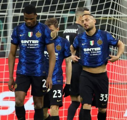 Perché l'Inter sta crollando: chi non spinge più davvero