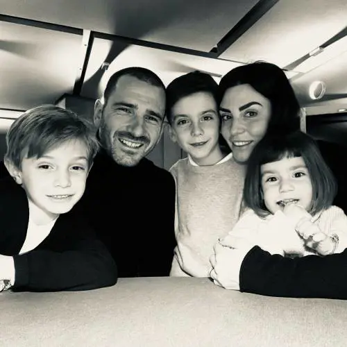 La marcia della moglie di Bonucci: "Così raccolgo fondi per i bimbi"