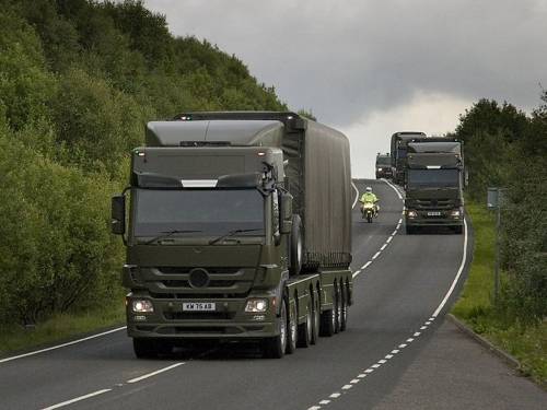 Sei camion con testate nucleari in movimento: cosa succede in Regno Unito