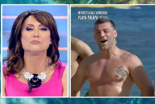 "Te la fai sotto", "Timpani perforati". Caos all'Isola dei famosi