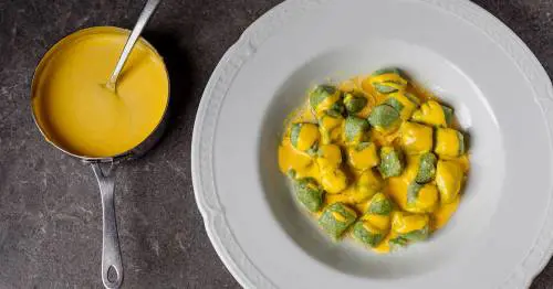 Gnocchi parüch e zafferano: alla scoperta dei tuberi e delle erbe dell'alta Val Brembana