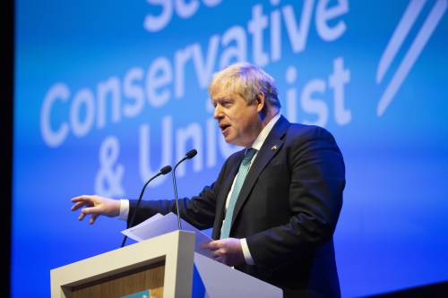 La mossa di BoJo per smarcarsi dal gas russo: la strategia di Londra