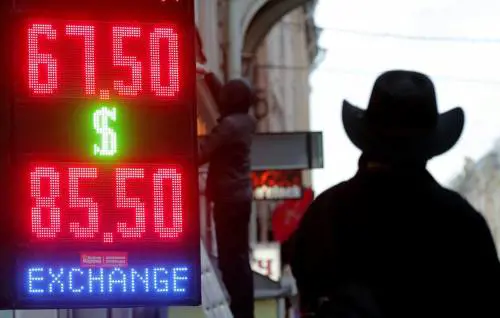 Il rublo torna a crescere: perché Mosca allontana il default