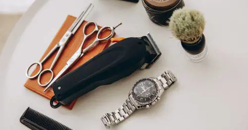 Depilazione e grooming: i consigli per gli uomini senior