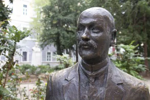 Svevo, i giudizi discutibili di un impiegato modello