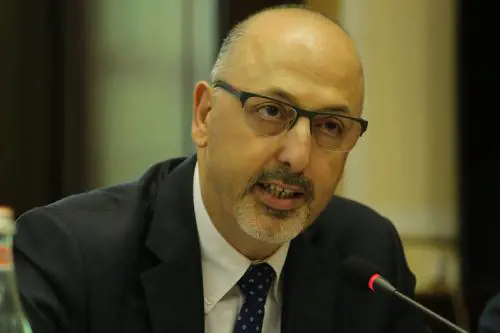 "Denunciate anche i piccoli reati. E per i ragazzi niente impunità"