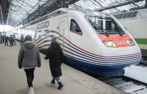 Lacrime, sollievo e libertà. L'ultimo treno da Mosca con gli esuli per Helsinki