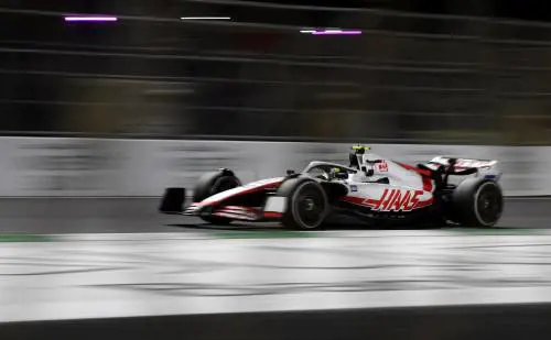 Mick Schumacher lascia la Ferrari e passa alla Mercedes: sarà il nuovo pilota di riserva