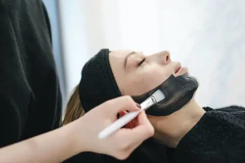 Peeling chimico, perché farlo a 60 anni