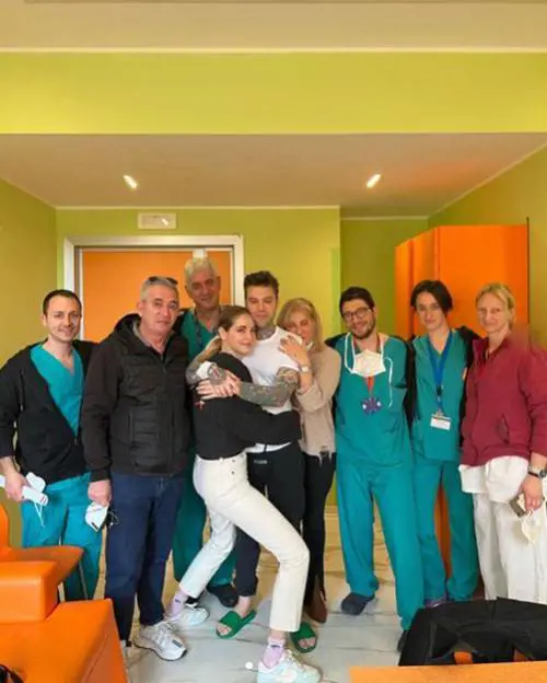 Ora parla il medico che ha operato Fedez: "Perché ha dato speranza..."