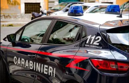 "Mi ha strappato la mascherina, poi...". Così l'uomo violentava le tirocinanti