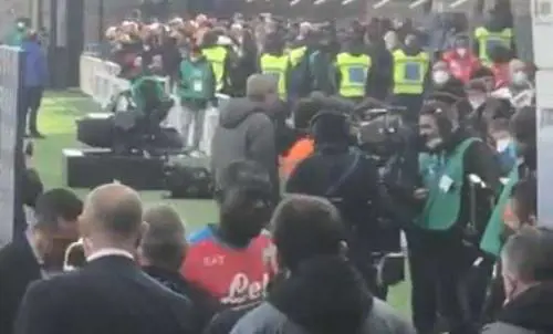 "Negro di m...". Insulti razzisti contro Koulibaly dai tifosi dell'Atalanta