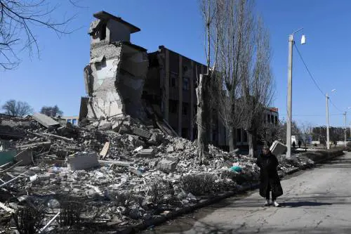 "Qui piovono 50 razzi al giorno": nella città martire simbolo dell'invasione