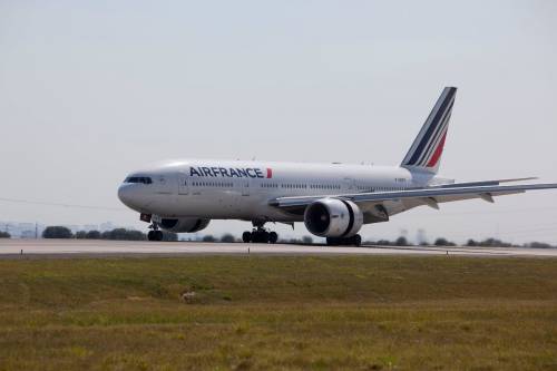 "Non risponde ai comandi...": terrore durante il volo Air France