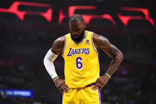 Lakers fuori dai playoff Lebron & C. che fallimento