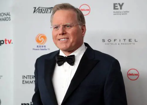 Discovery compra Warner. E sfida Netflix