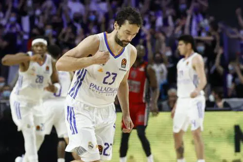 La Virtus schianta una Milano "decimata"