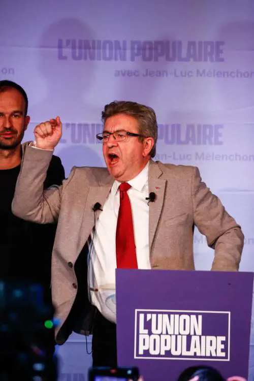 La sinistra radicale gioisce per Mélenchon. "Ma in Italia è impossibile"